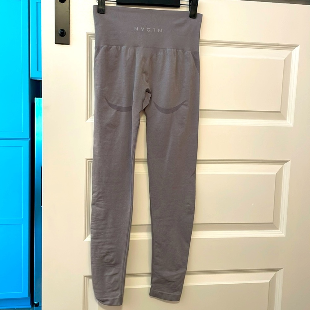 NVGTN contour leggings